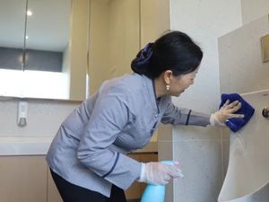 园林绿化养护：企业园区景观维护与保洁一体化服务